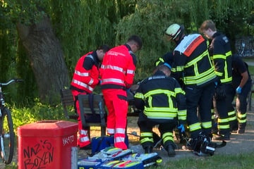 Blutiger Streit in Parkanlage: Mann sticht auf Kontrahenten ein!