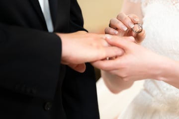 Ist die Ehe nichts mehr wert? Immer weniger Erwachsene in NRW heiraten