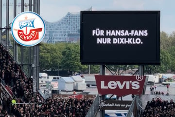 Hansa-Fans lassen Dixi-Klos heil: Rostock lehnt Spende für eigene Jugend ab