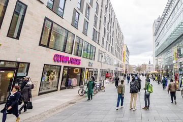 Dresden: Mit gezückter Waffe in zwei Läden: Mann nach Raubtour durch Dresdner Altstadt geschnappt