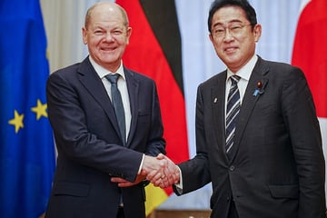 Historisches Treffen: Japan spricht von "Zeitenwende", Scholz dankt mit "Arigatou"