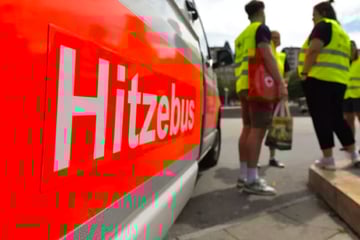 Stuttgart: Lebensrettende Hilfe im Sommer: Hitzebus rollt durch Stuttgart