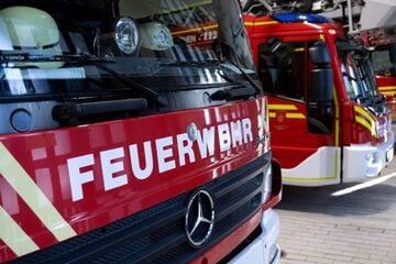 Feuer bricht im Kinderzimmer aus: Vater und Tochter verletzt