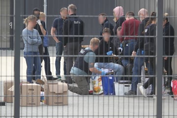 Geldwäsche in Millionenhöhe? Riesen-Razzia in drei Bundesländern