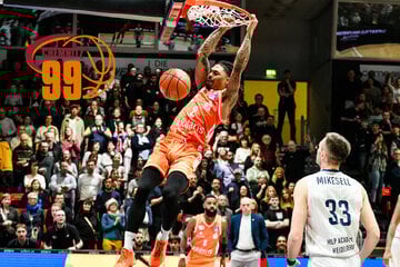 Mit Sibande ins Viertelfinale? US-Amerikaner kehrt zu Niners zurück!