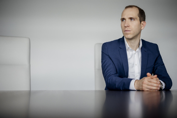 Dennis Thering im TAG24-Interview: "Der Rückzug von Christoph Ploß war absolut freiwillig"