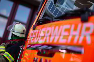 Wohnungsbrand in Düsseldorf: Seniorin lebensgefährlich verletzt