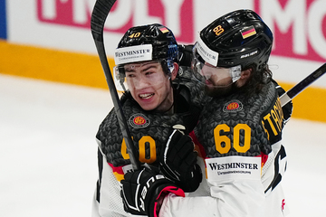 Deutsches Eishockey-Team fegt Frankreich vom Eis und steht im Viertelfinale der WM