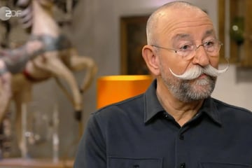 Bares für Rares: Horst Lichter macht sich über "Bares für Rares"-Objekt lustig: Im Händlerraum wird die Rarität zum Renner