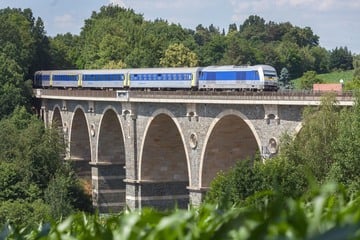 Chemnitz: Bahnstrecke Chemnitz - Leipzig: So läuft der Schwellen-Tausch bisher