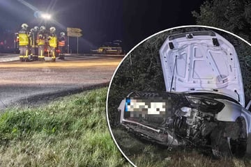 Senior rast mit Sportwagen über Kreisverkehr und landet im Graben