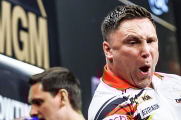 Darts-Star verliert seine Pfeile - und gewinnt trotzdem