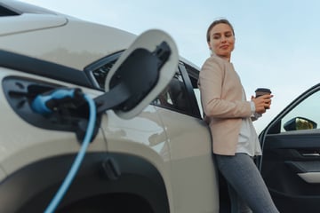 Solarer Börsen-Irrsinn! Strom-Kunden bekommen Geld für ihren Verbrauch