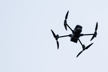 Drohneneinsatz: Senior verschwindet aus Pflegeheim und verirrt sich in der Kälte