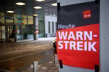 Warnstreiks auch am Wochenende bei der MVB: Notverkehr im Einsatz