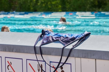 Badeordnung geändert: In Hannover dürfen Frauen bald "oben ohne" schwimmen gehen