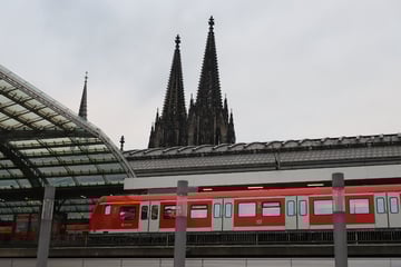 Köln: Pendler können aufatmen: Züge in Köln rollen nach Störung wieder