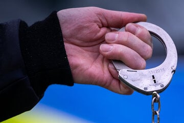 Rangelei mit einschreitendem Zeugen: Ladendieb von Polizei festgenommen