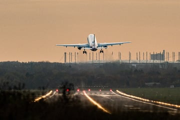 Hamburg: Drohnenalarm: Flugbetrieb in Hamburg kurz unterbrochen