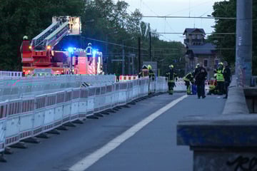 Leipzig: Passantin entdeckte ihn im Wasser: Feuerwehr rettet 29-Jährigen aus Elsterflutbecken