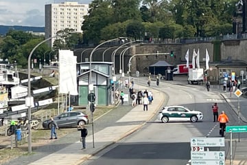 Dresden: Terrassenufer seit Nachmittag dicht: Das ist der Grund