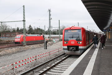 Hamburg: Wegen einer E-Zigarette: Mann schlägt in S-Bahn zu