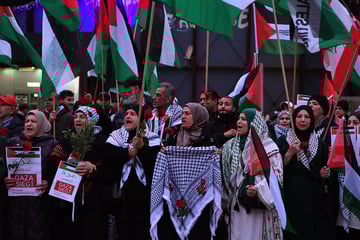 Anti-Israel-Demo am Checkpoint Charlie: Über 100 Teilnehmer