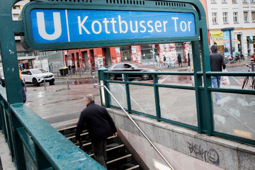 Berlin: Messer-Attacke am Brennpunkt Kotti: Drogendealer sticht auf 24-Jährigen ein