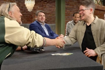 Bares für Rares: Satte 8900 Prozent Gewinn! "Bares für Rares"-Gast trickst Händler für Top-Deal aus