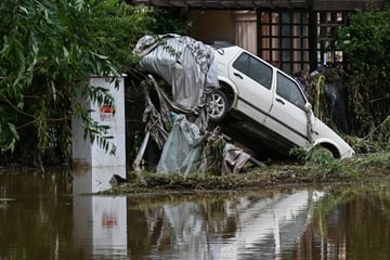 Chinese authorities admit mistakes as typhoon kills dozens and displaces over 280,000