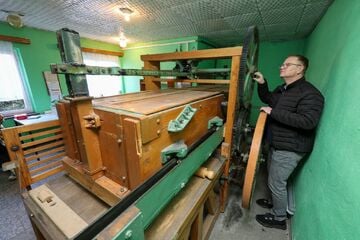 Alte Technik weckt Erinnerungen: Nichts geht über frisch gemangelte Wäsche