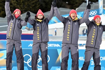 "Passiert das wirklich?": Nach Staffel-Bronze fließen bei Biathlon-Star die Tränen