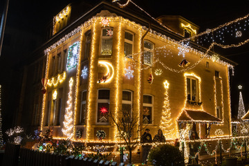Leipzig: 50.000 LEDs! Sächsisches Eigenheim erstrahlt im Weihnachtsglanz