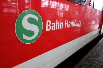 S-Bahn-Fahrer will aussteigen und erleidet Stromschlag