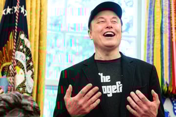 Elon Musk: Elon Musk becomes first person worth $700 billion after scoring huge pay package