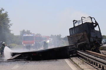 Unfall A5: Lkw auf A5 in Vollbrand: Fahrer verliert sein Leben