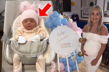 Lügenbaby aus Plastik: 22-Jährige täuscht Geburt vor und zeigt Puppe als Kind