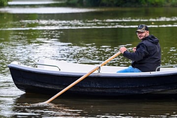 Dresden: Nach dem großen Fischsterben: Bootsfahrten auf dem Carolasee starten wieder
