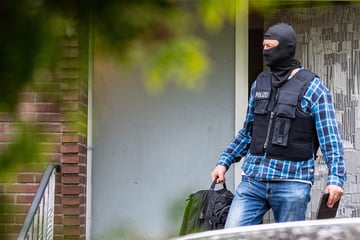 Leipzig: Monatelange Fahndung: Soko befreit Kinder in Leipzig aus Reichsbürger-Szene