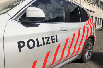 Attacke an Schweizer Bahnhof: Mann sticht auf Passanten ein