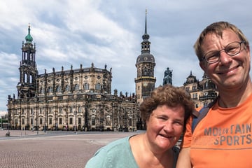 Dresden: Touristen beinahe erschlagen: Sicherheitsrisiko auf Dach der Hofkirche zu groß