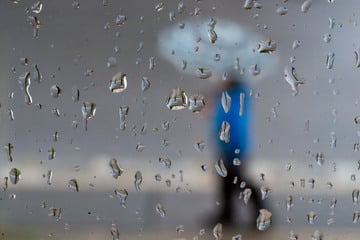 Unwetter wütet in NRW: Feuerwehr hat alle Hände voll zu tun