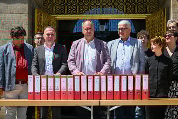 DVB-Bürgerbegehren: Linke verklagen die Stadt