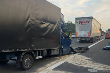 Unfall A: Mehrere Lkw-Unfälle: Dicker Stau auf A10 südöstlich von Berlin