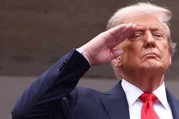 Trump booed by crowds at US Open final after he delayed proceedings