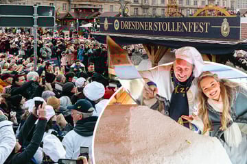 Dresden: Mega-Ansturm aufs Stollenfest: 65.000 Besucher strömen nach Dresden