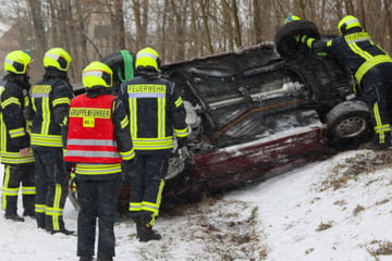 Auto überschlägt sich bei Crash in Bühlow: Fahrer verletzt