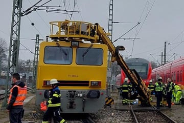 München: Stromschlag im Münchner ICE-Werk: Feuerwehr rettet schwer verletzten Mitarbeiter