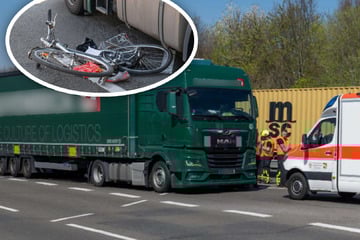 Schwerer Unfall in Leipzig: Lkw und Fahrrad stoßen zusammen