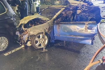 16-Jährige liefern sich Verfolgungsjagd mit Polizei und krachen in vier Autos